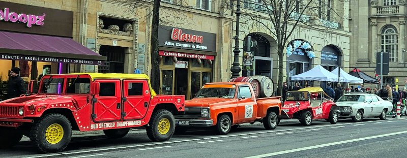 Spencer Hill World • Unter den Linden 10 • 10117 Berlin