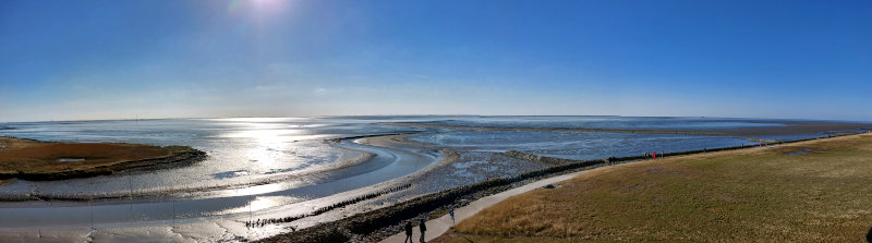 Blick vom Leuchtturm Kleiner Preuße in Wremen auf die Küste