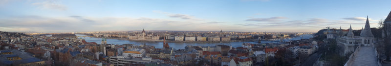 Blick von der Fischerbastei über die Donau
