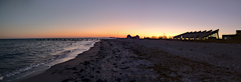 Abenddämmerung am Ostseestrand