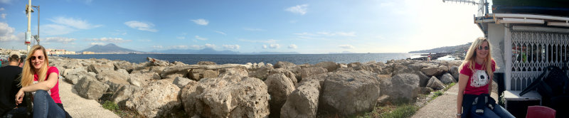 17.10.2019 - Neapel - Blick vom Yachthafen aufs Meer