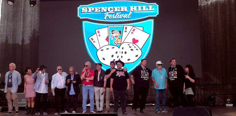 Zusammen mit Jess Hill, Sal Borgese, Michelangelo und Carmelo La Bionda, Maurizio und Guido De Angelis, Marcus, Jorgo und Riccardo Pizzuti auf der Bühne