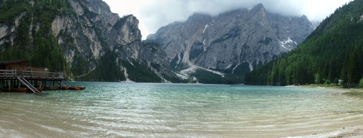 Blick auf den Pragser Wildsee